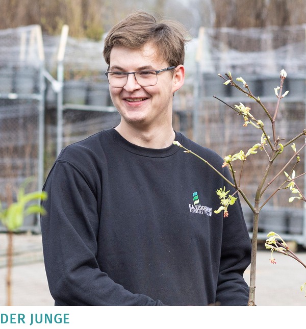 Bartosz ist mit dem Saisonstart 2026 zum Team gestoßen. Meist trifft man ihn an der Topfmaschine oder in der Versandhalle.
